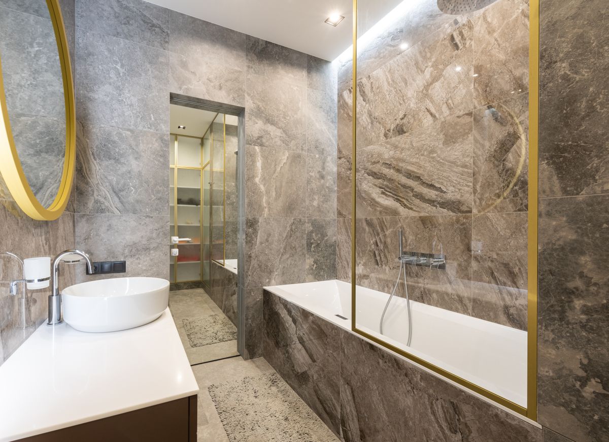 Premium hotel bathroom